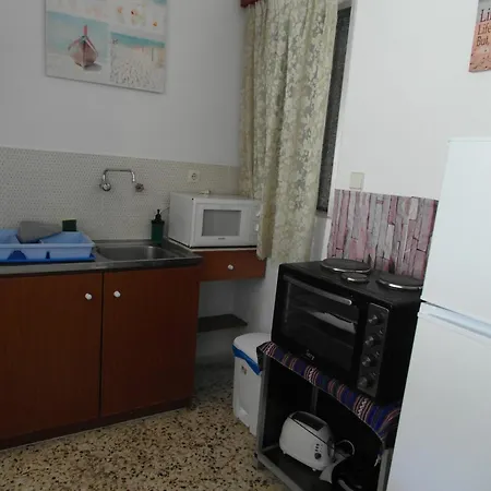 Eri 2* Agia Marina (Aegina)