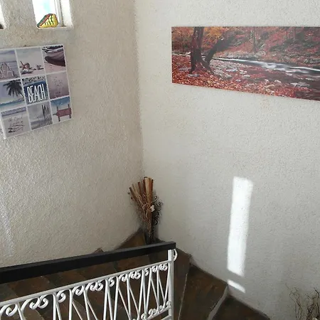 מלון דירות Eri Agia Marina (Aegina)